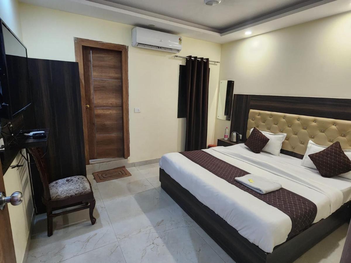 Hotel Ambe Inn By Ambience Delhi Igi Airport New Delhi Eksteriør bilde