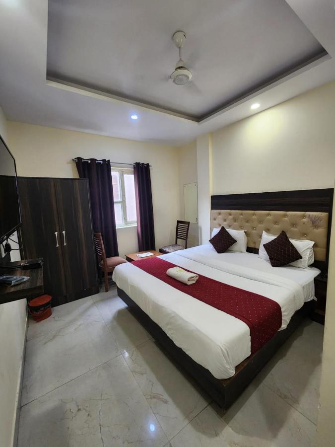Hotel Ambe Inn By Ambience Delhi Igi Airport New Delhi Eksteriør bilde