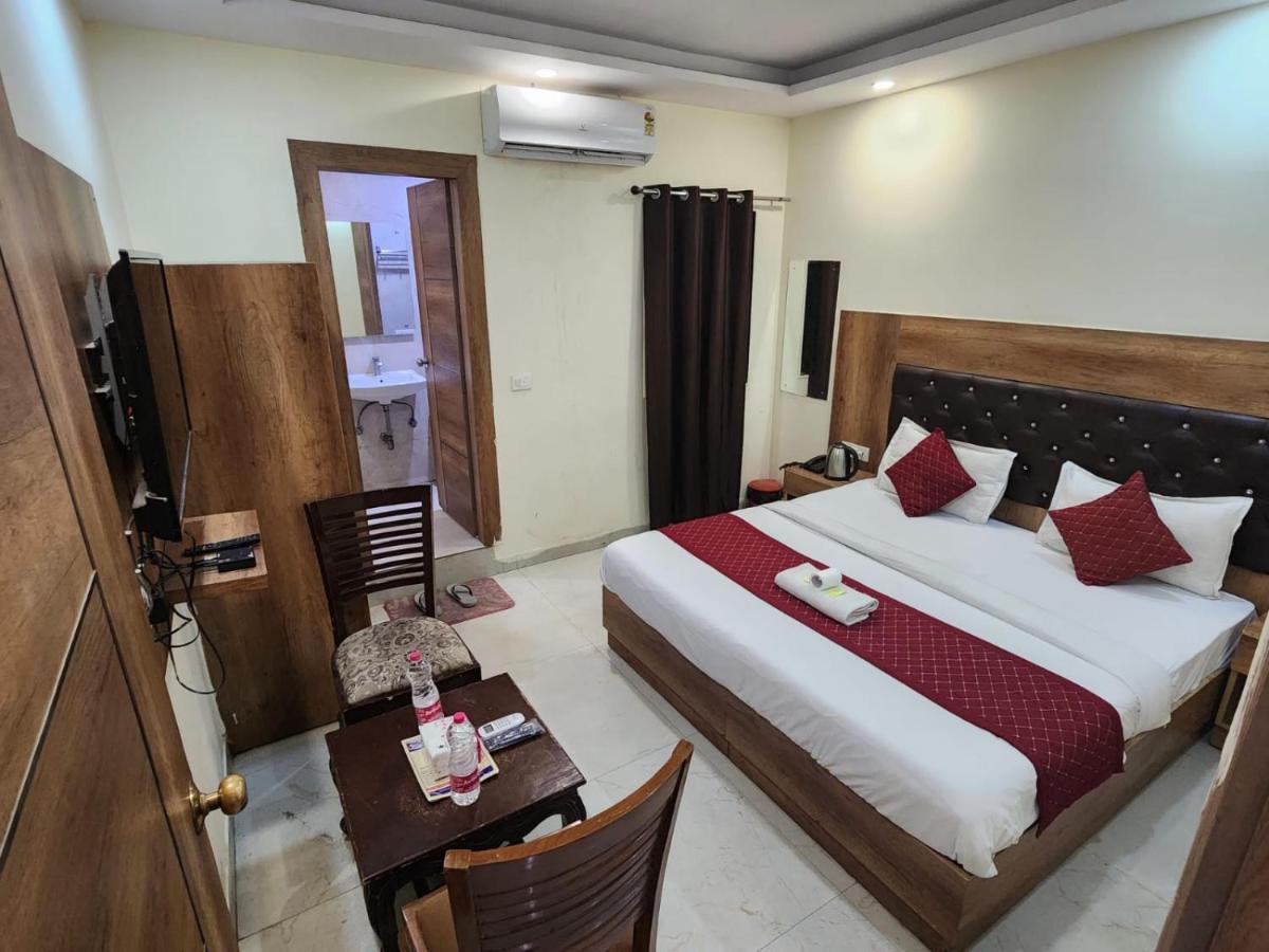 Hotel Ambe Inn By Ambience Delhi Igi Airport New Delhi Eksteriør bilde