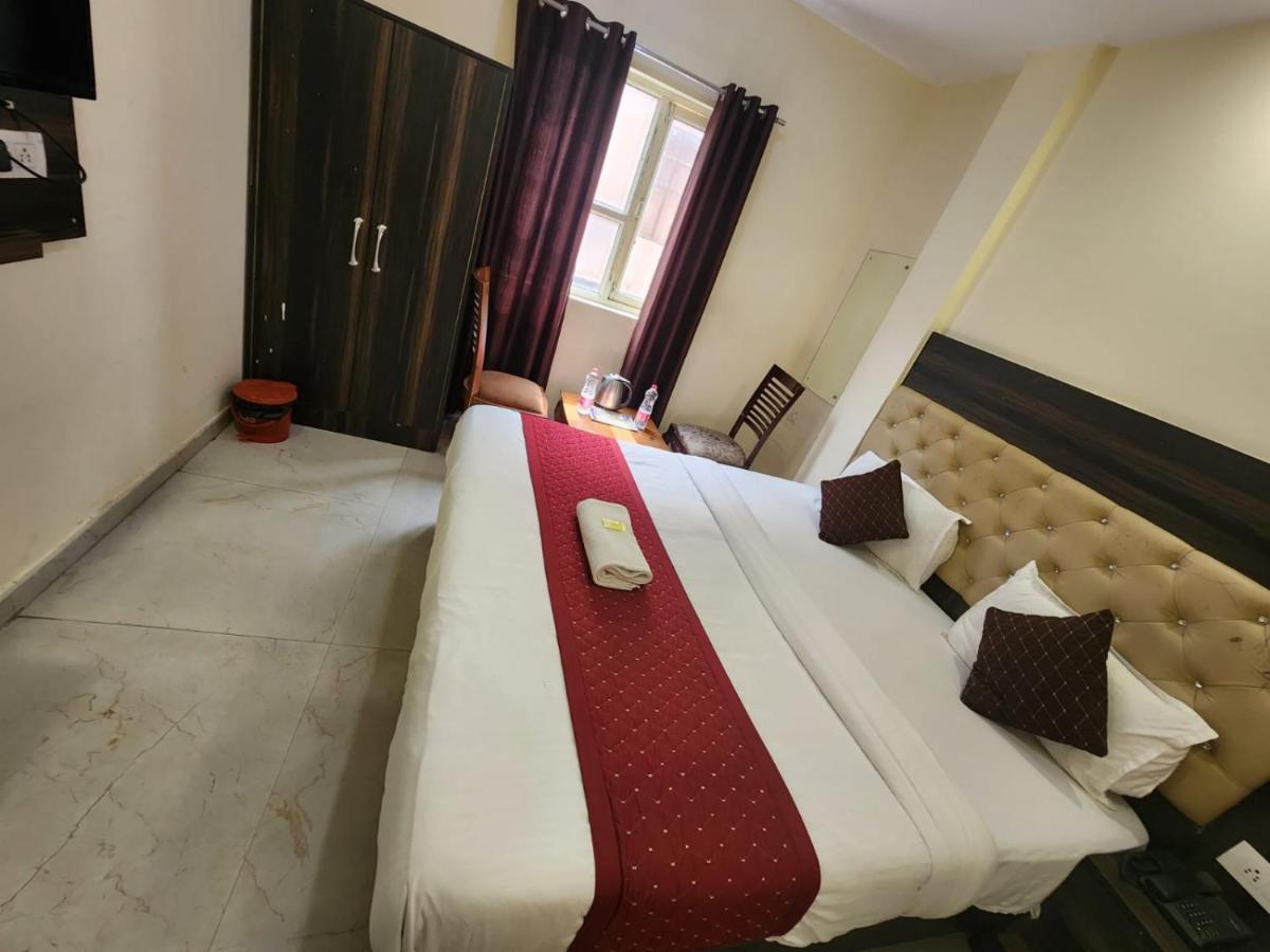 Hotel Ambe Inn By Ambience Delhi Igi Airport New Delhi Eksteriør bilde